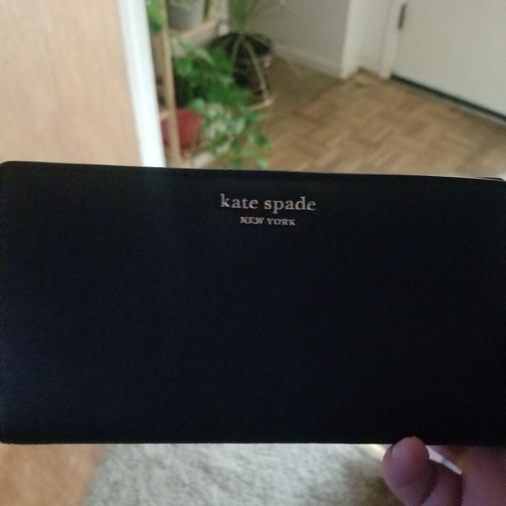 Kate Spade Cameron Large Slim Billfold Wallet